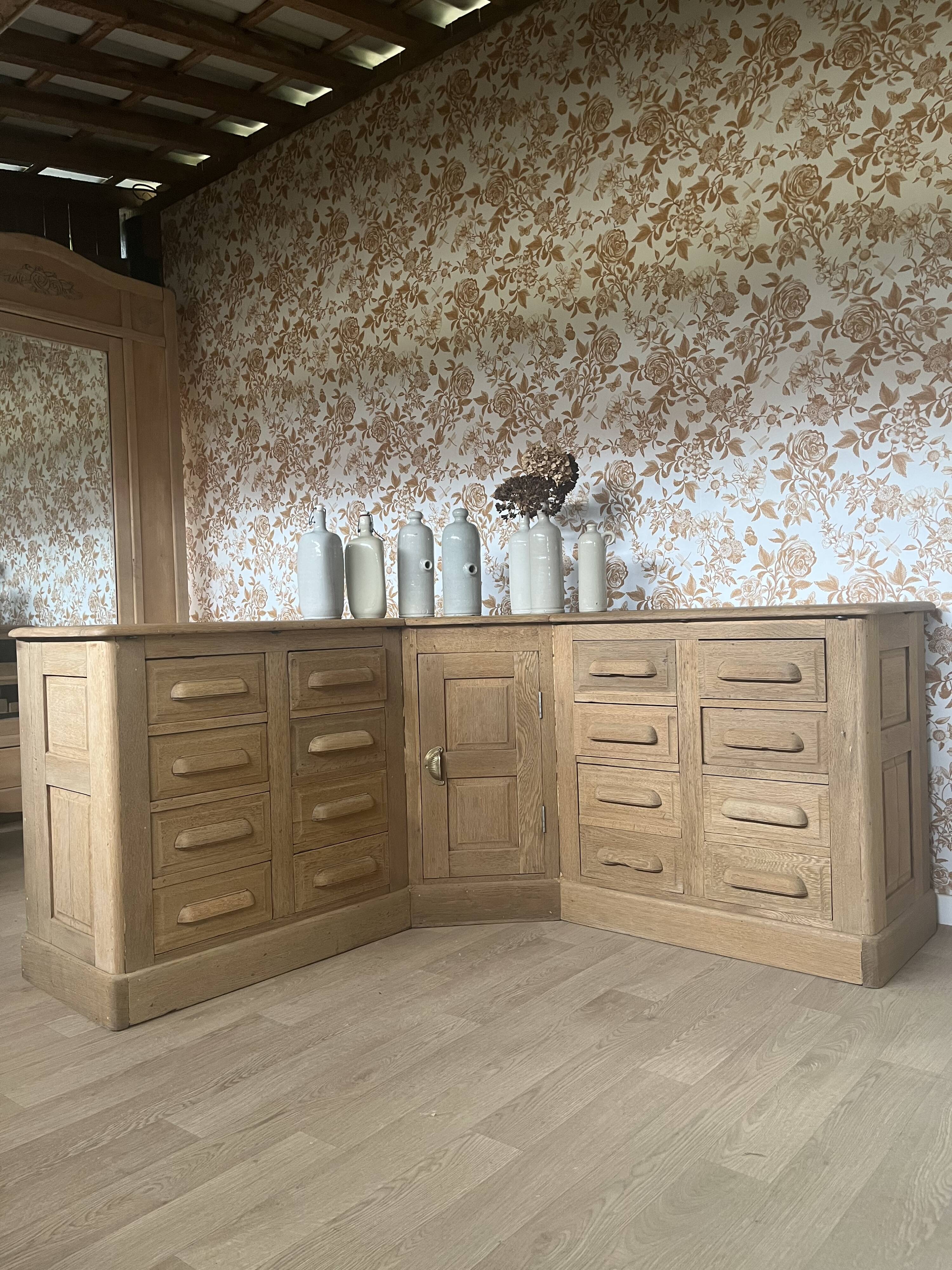 Corner craft furniture