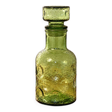 Carafe vintage en verre vert texturé avec bouchon assorti – H25 cm