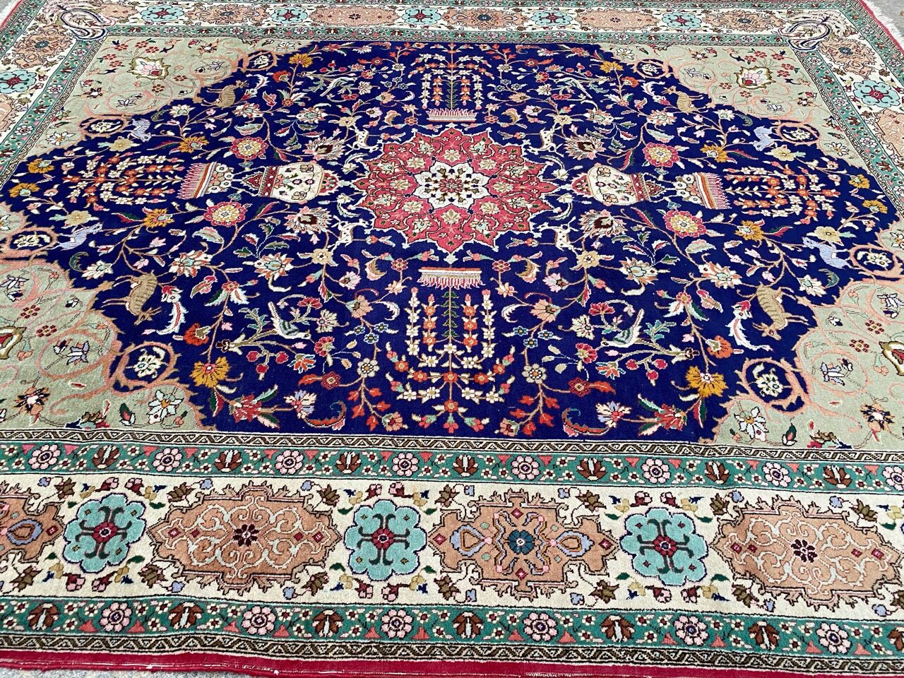 Large handmade Persian vintage Tabriz rug 300x395 cm
