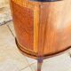 Commode style Louis XV en loupe d'orme et noyer