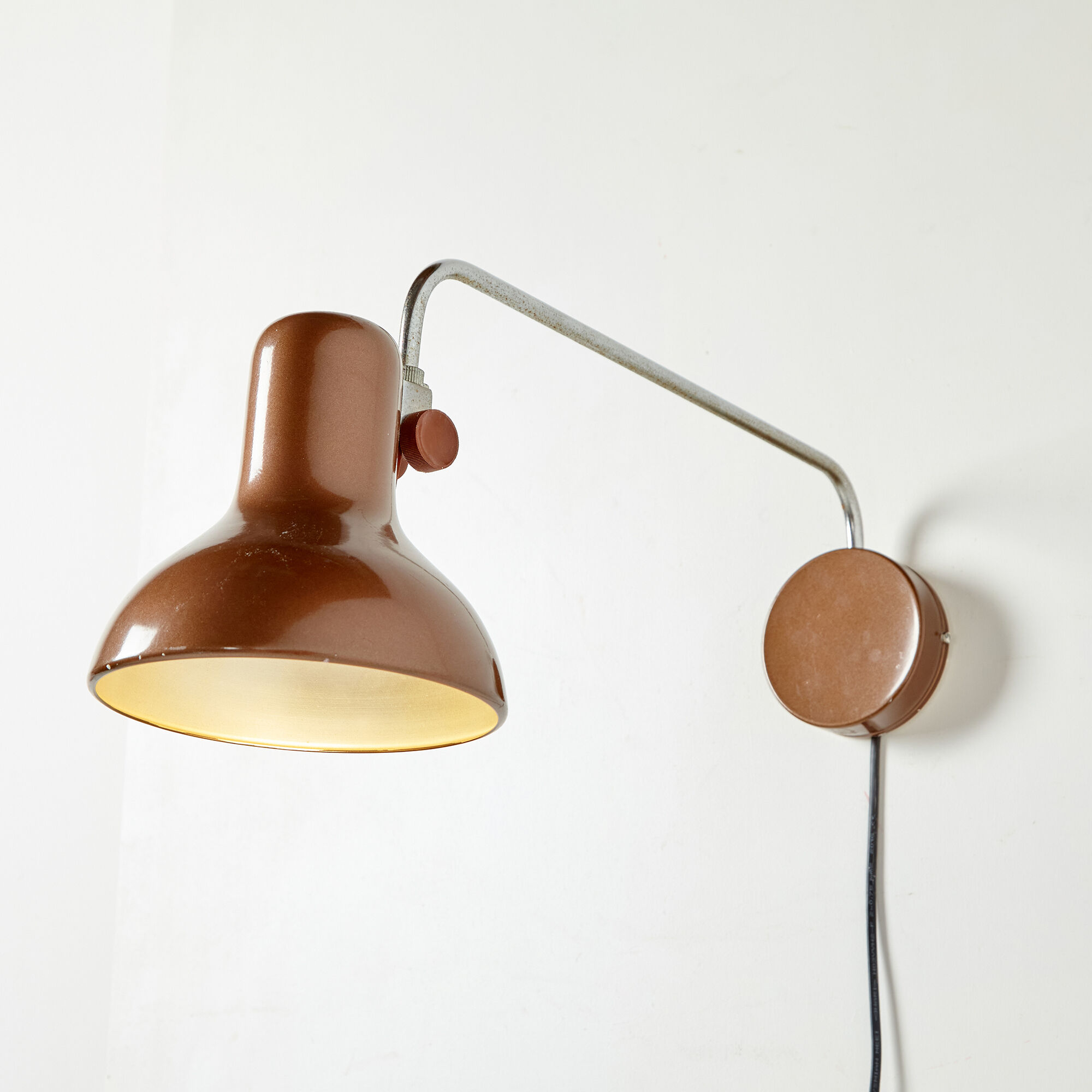 Brown wall lamp