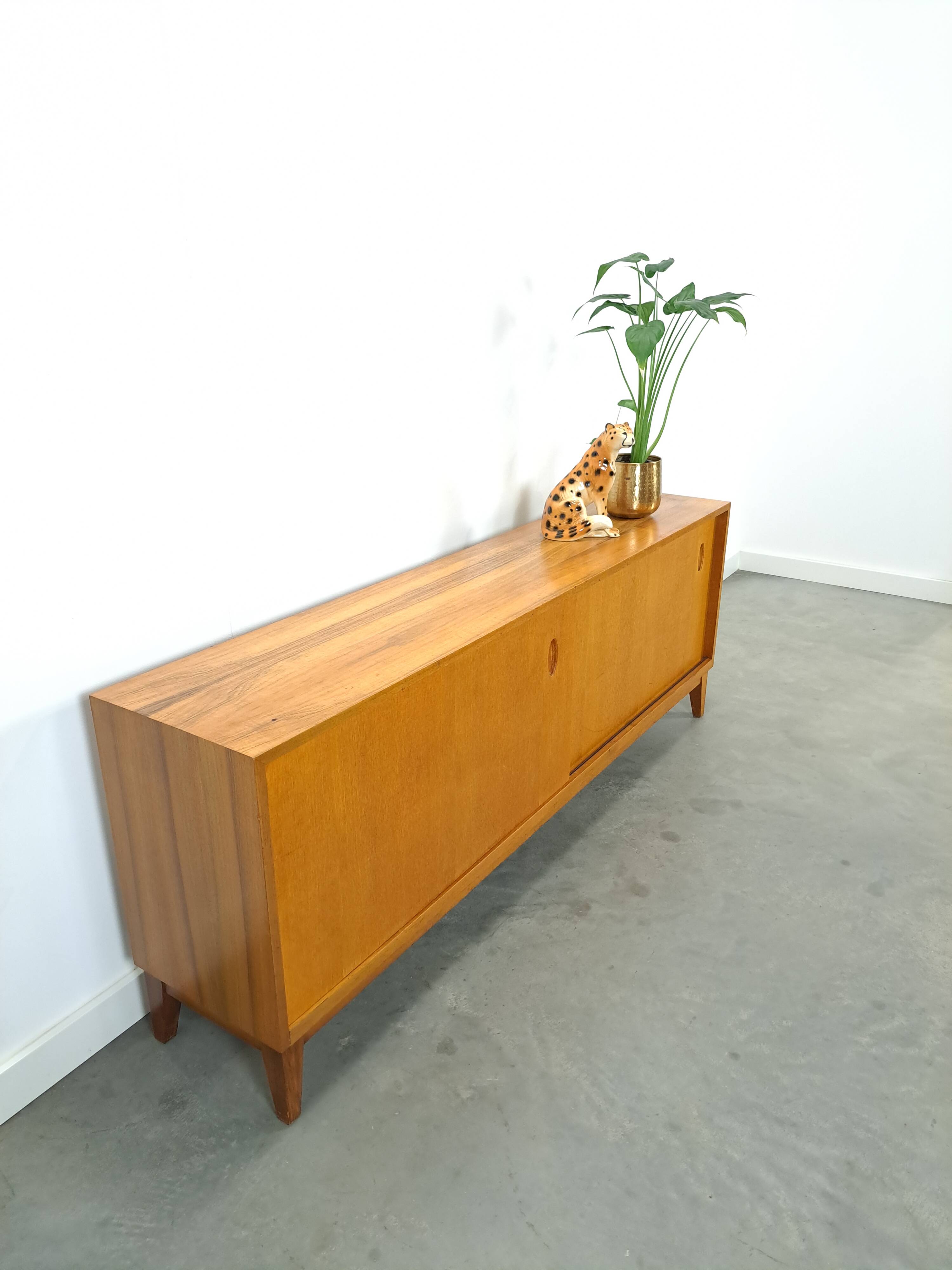 Design dressoir WK Möbel George Satink, tv meubel, nr. 1