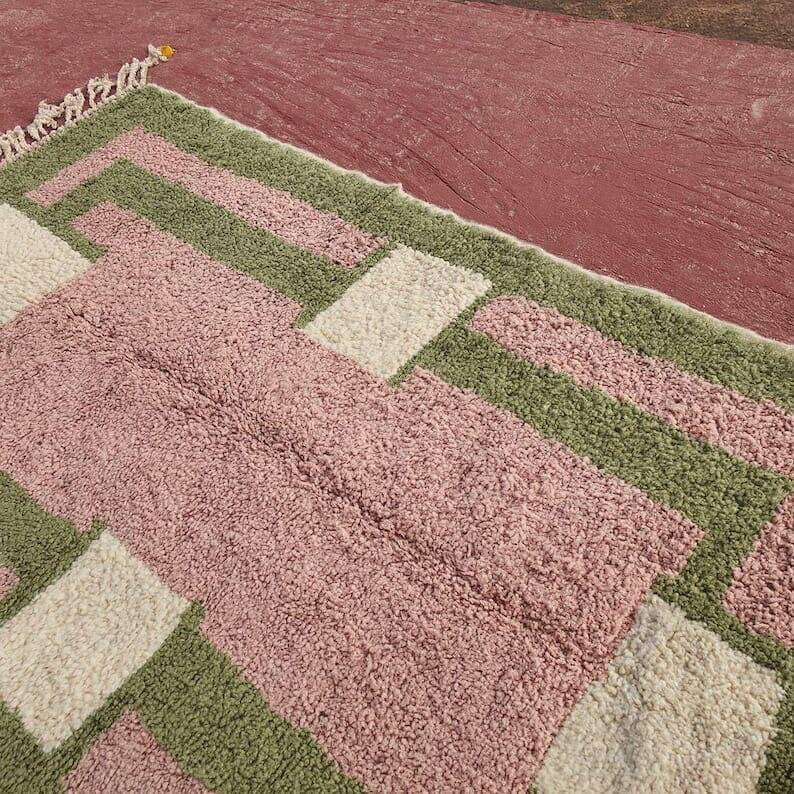 Handmade Berber wool rug size 160 x 240 cm