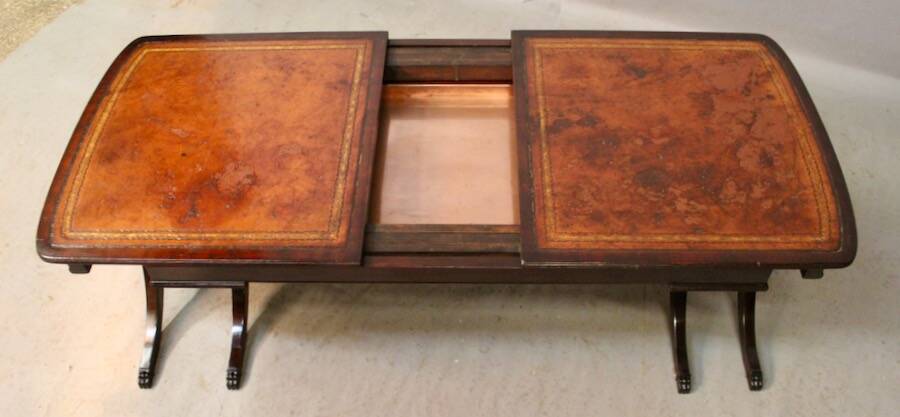 Regency Coffee Table with Extendable Pulls