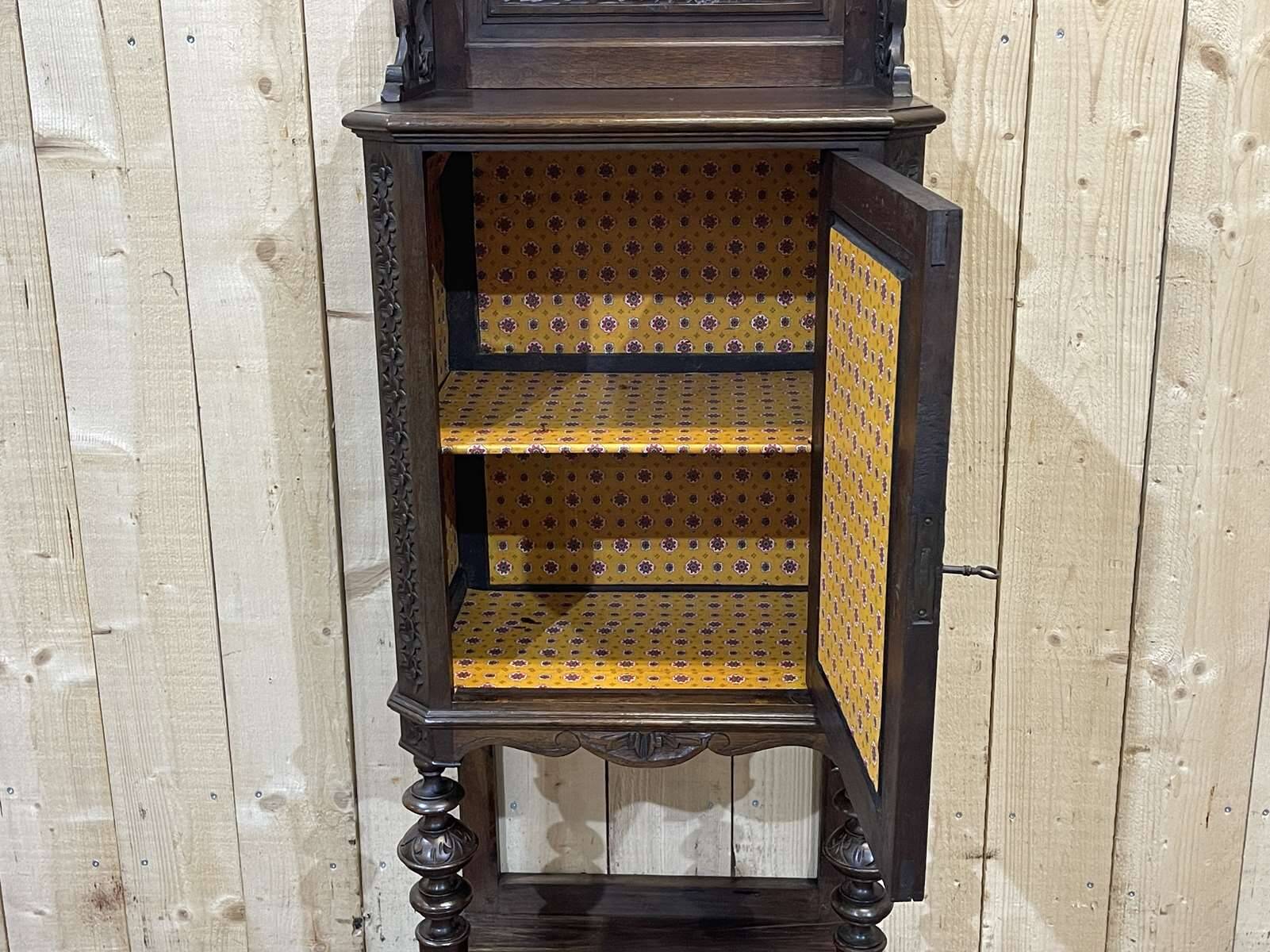 Late 19th century Breton credenza in chestnut