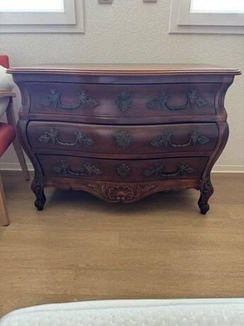 Commode antique