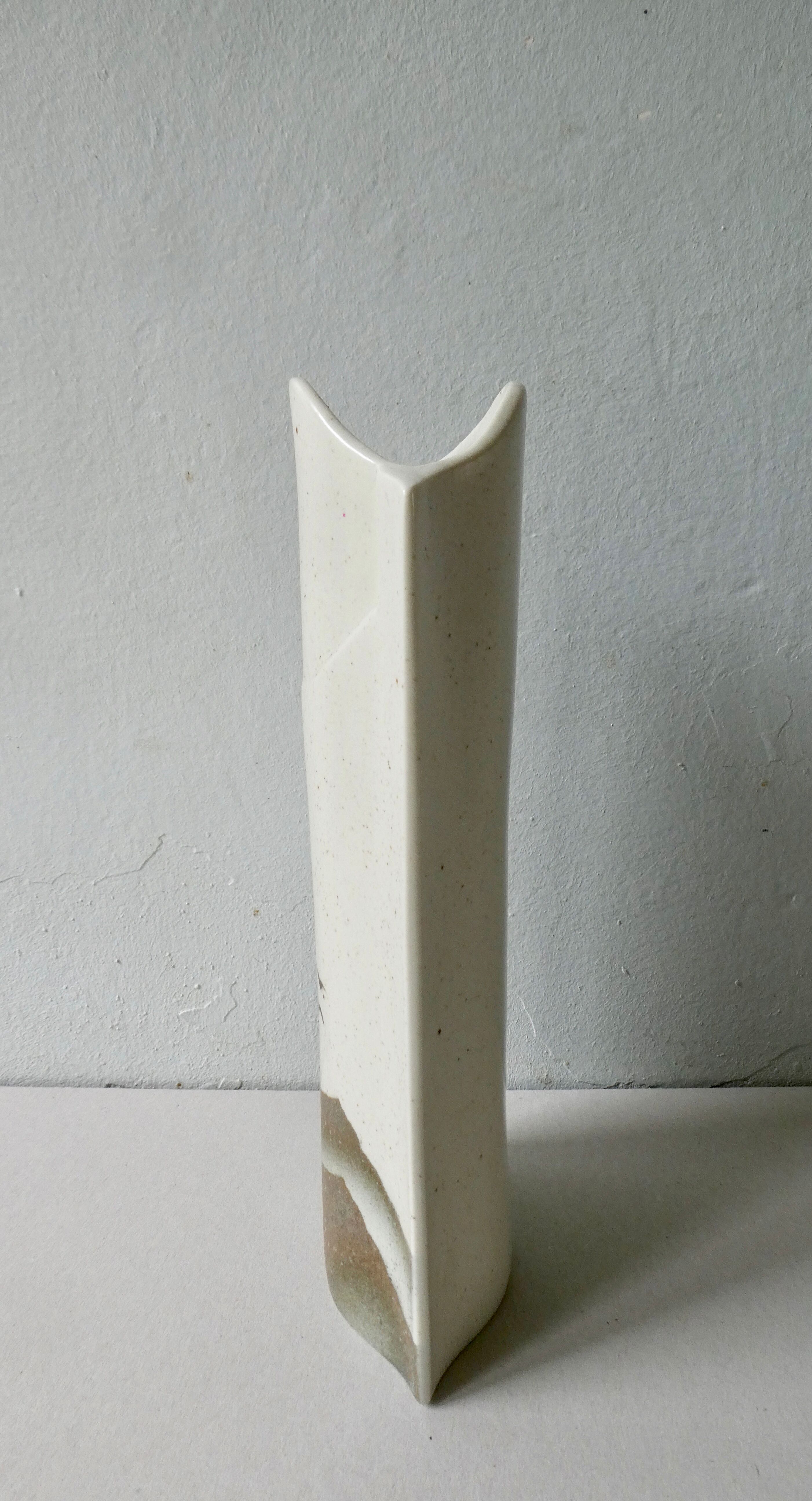 Vase en porcelaine de Virebent, décor paysage