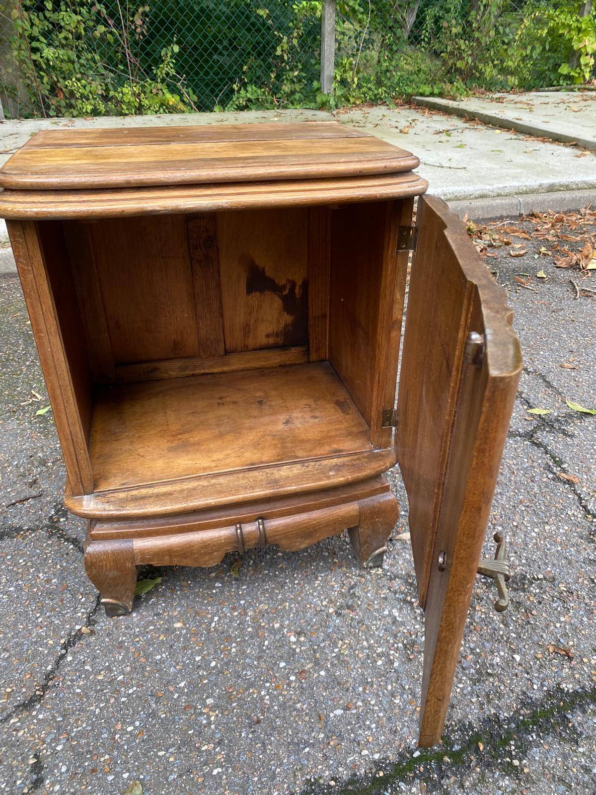 Art Deco bedside table in solid oak from the 1950s.