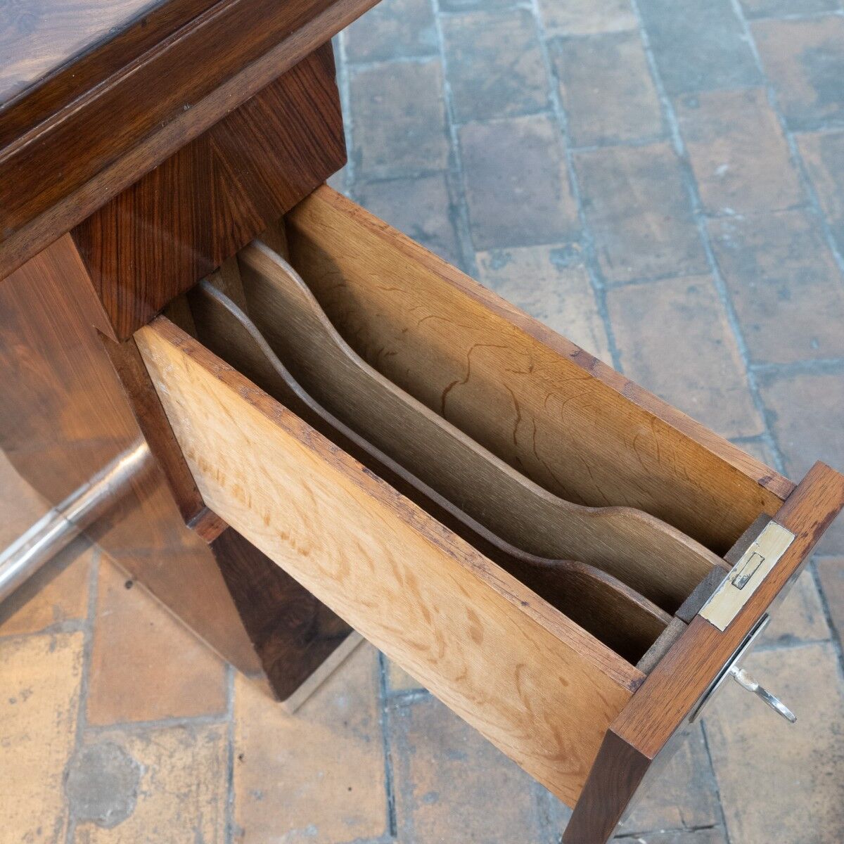 Bureau art déco et son fauteuil – 1950