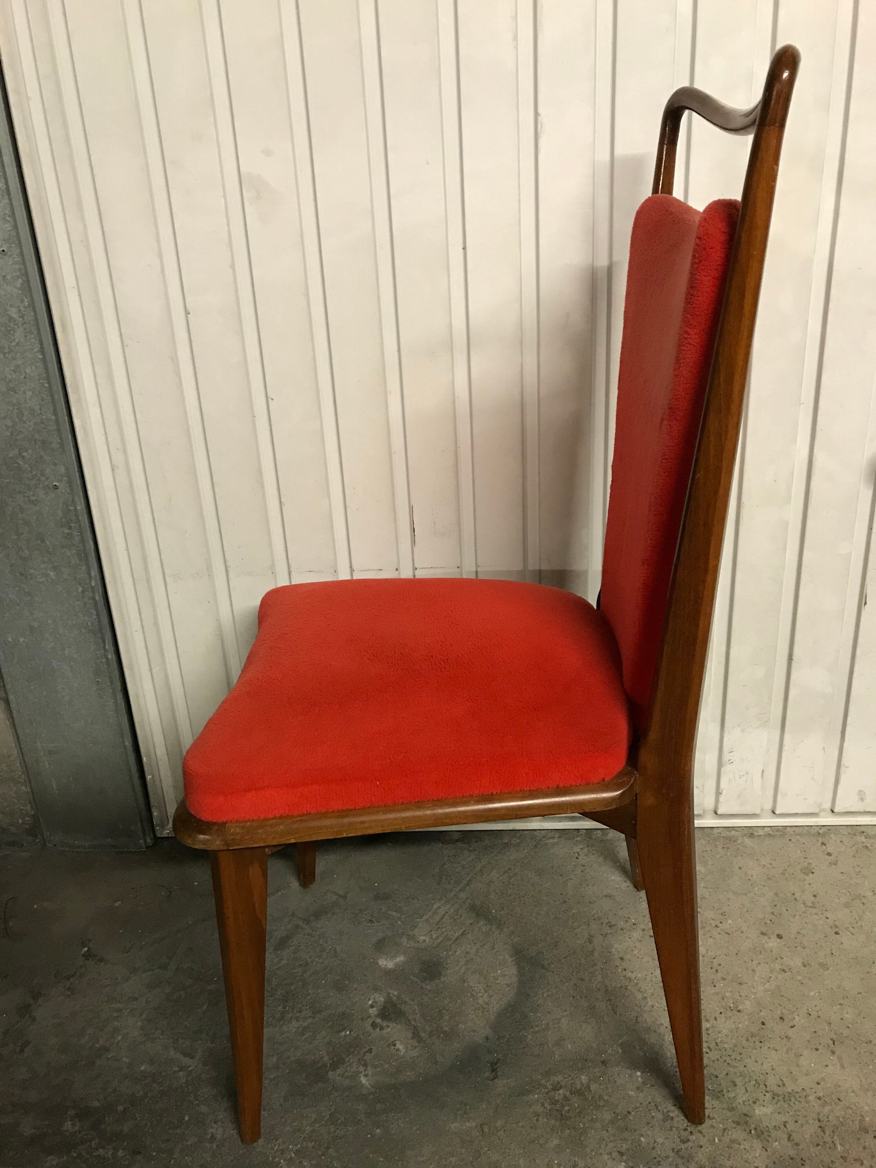 Suite de 6 chaises vintages scandinaves rouges