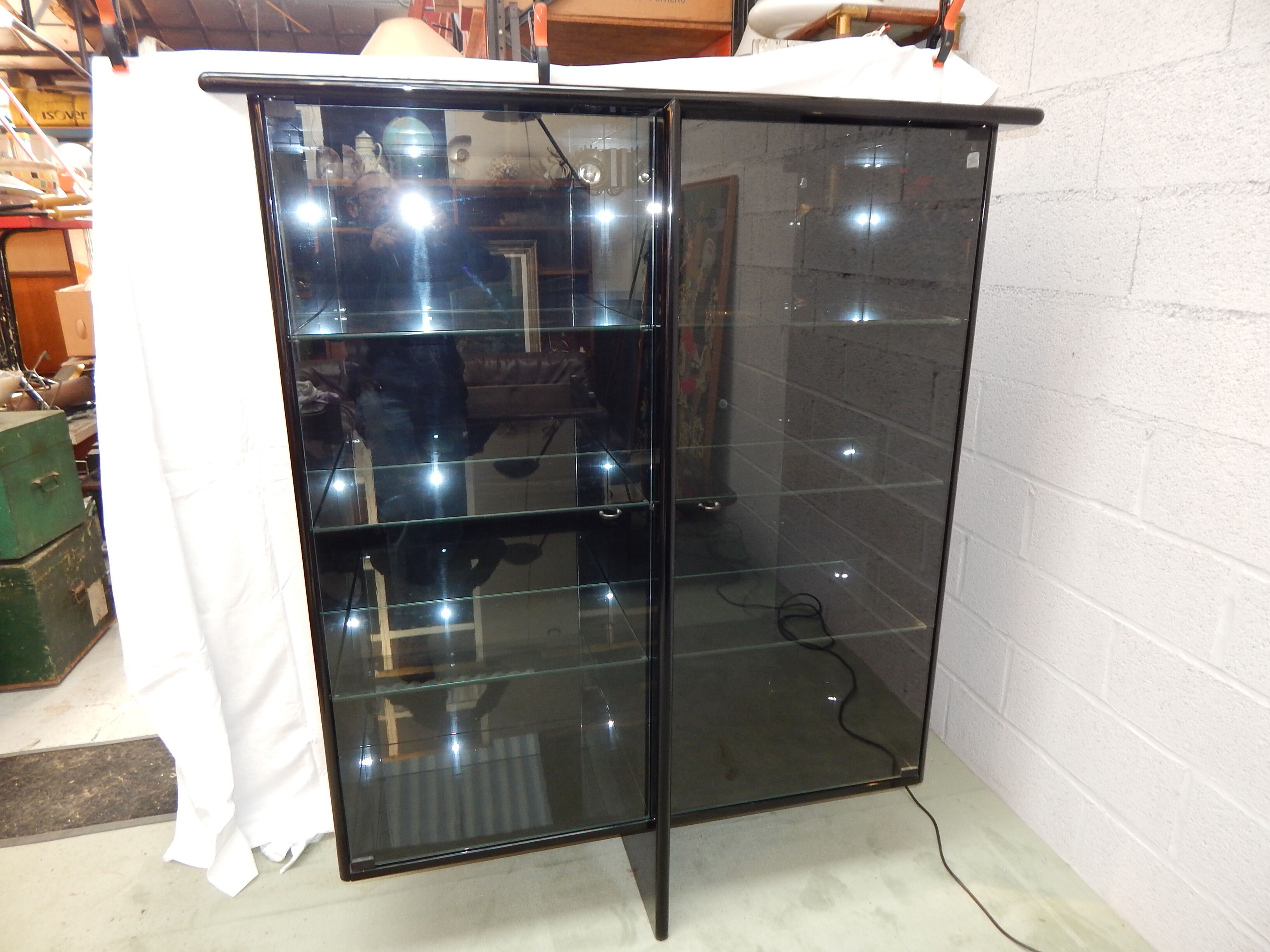 Vitrine laqué noir design Behr années 80