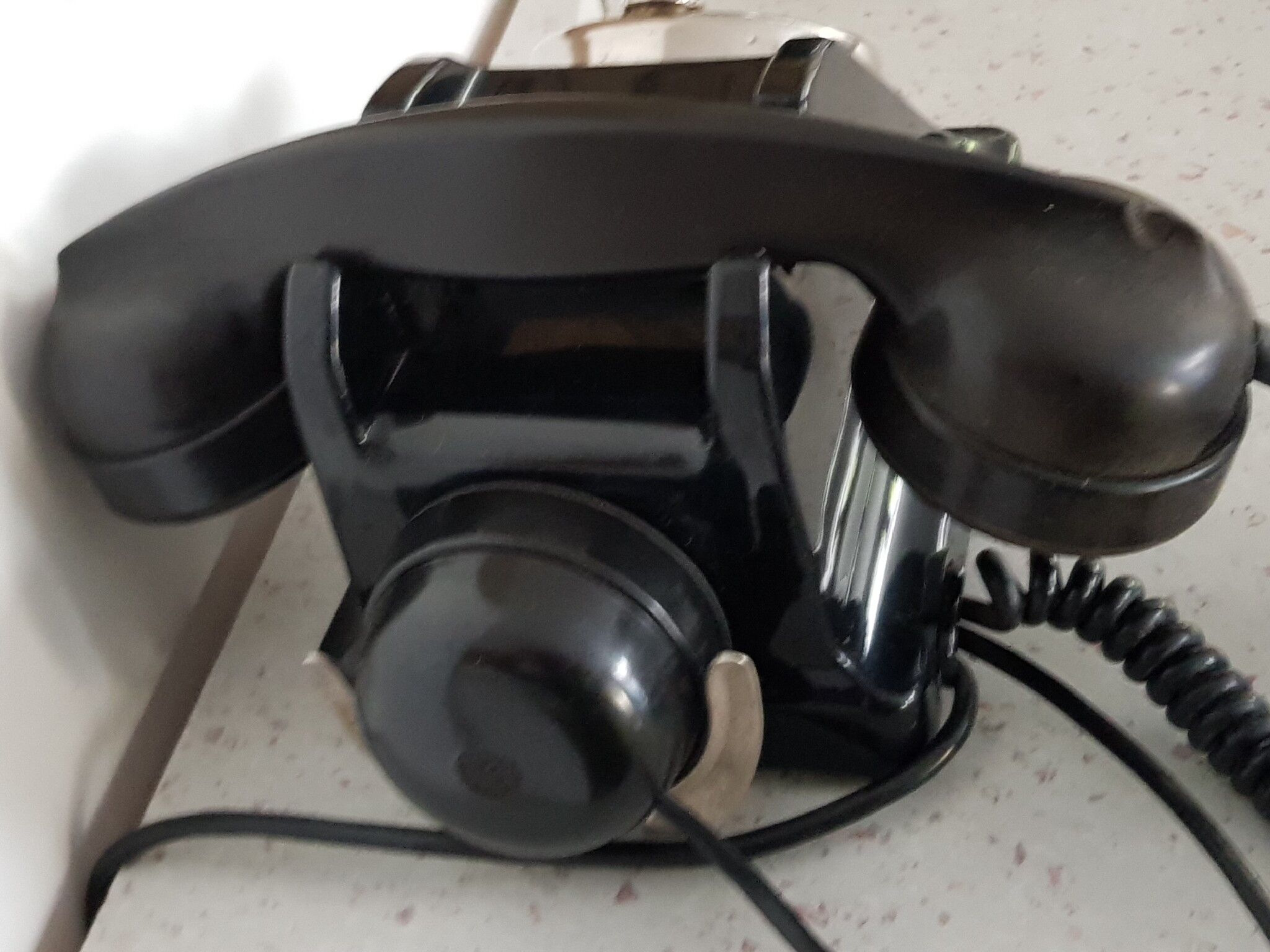 1950's bakelite telephone