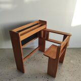 Foldable pine children's desk