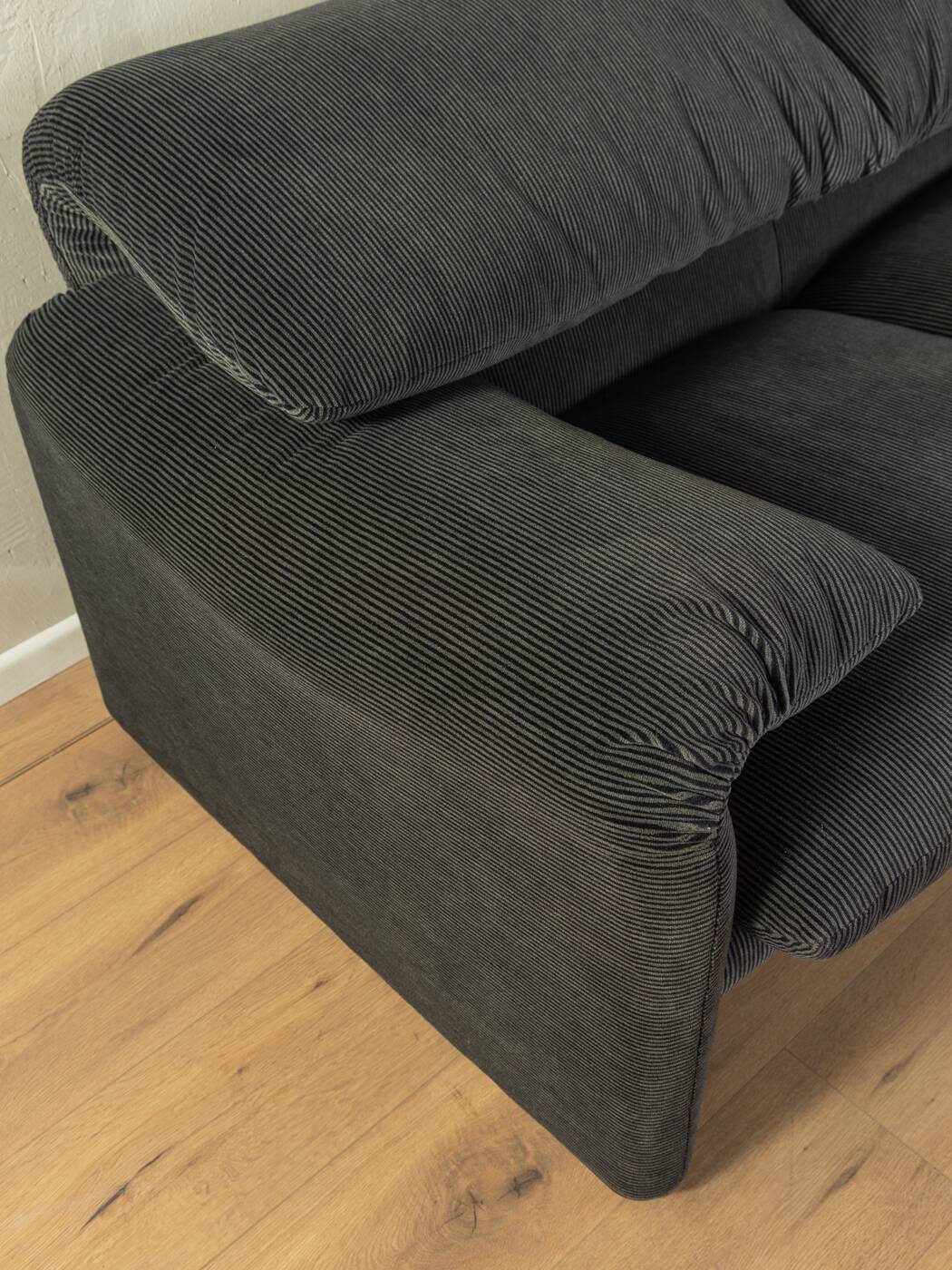 "675 MARALUNGA" sofa, Vico Magistretti, Cassina