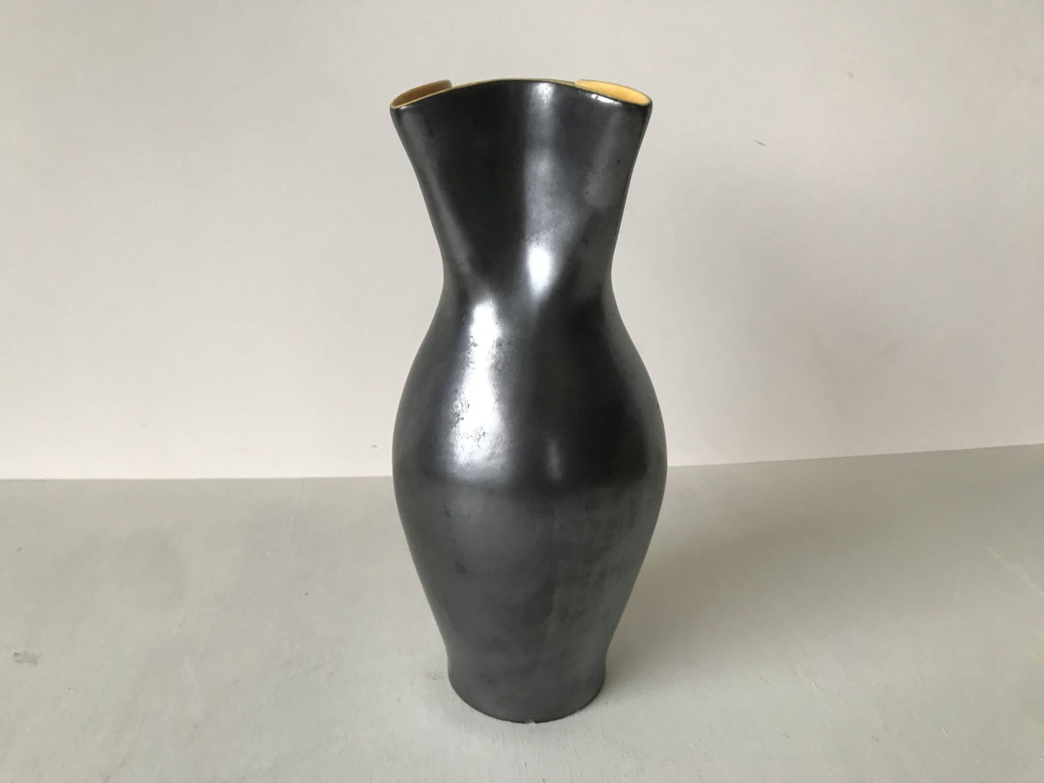Ceramic vase from the CAB factory (Céramique d’Art de Bordeaux).
