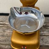 Vintage N.V. National Voorburg Weigh Scale