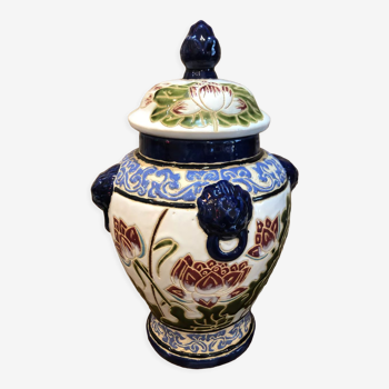 Asian potiche vase