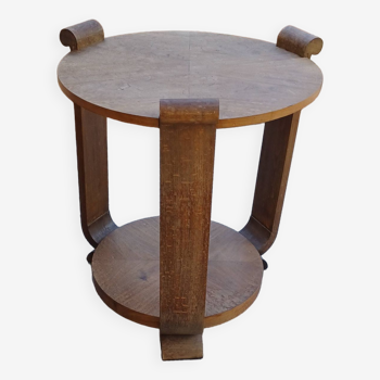 Alberto pedestal table