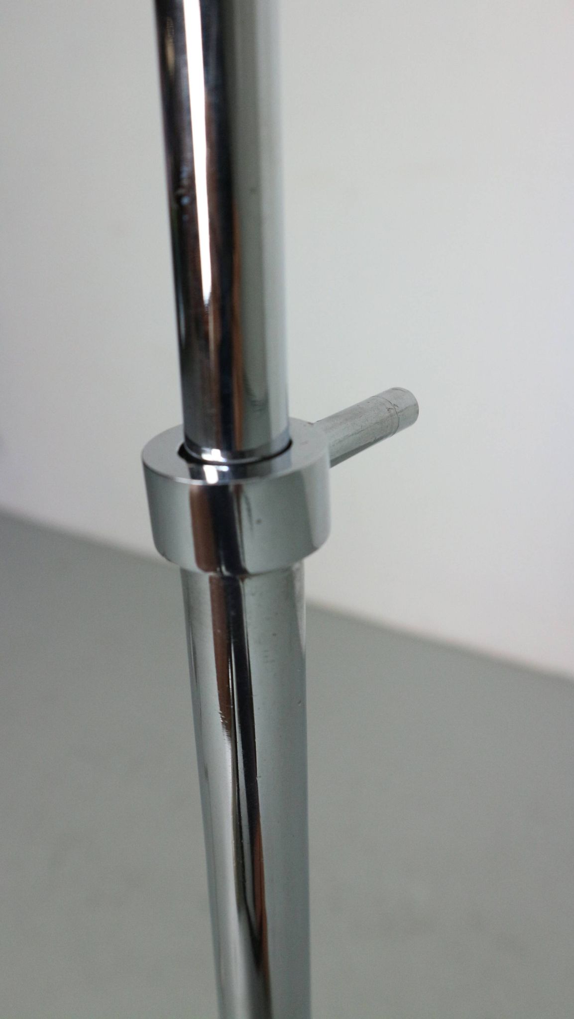 Glass floorlamp "Globe 2000" by F. Ligtelijn for RAAK Amsterdam, 1960