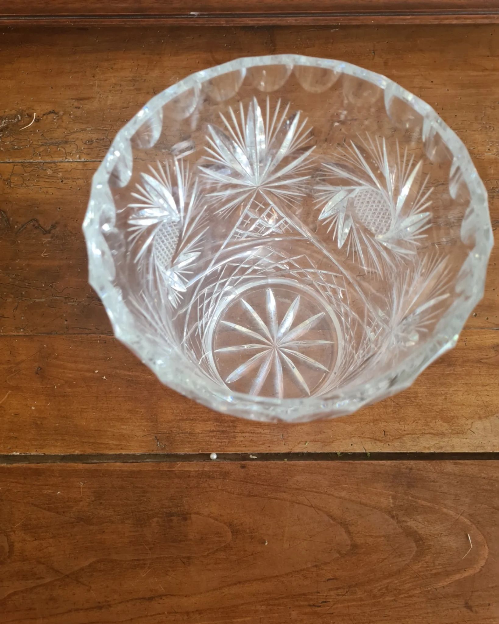 Vase en cristal taillé style Saint-Louis