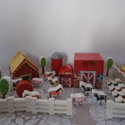 Large wooden toy set about the world of the farm