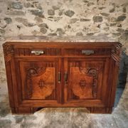 Buffet art déco français en noyer avec plateau en marbre (années 1930)