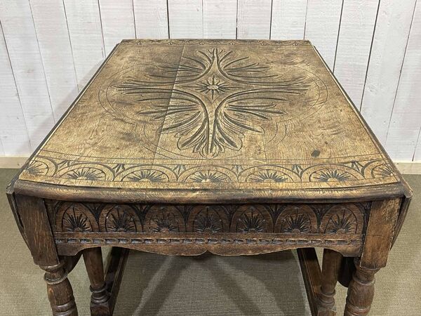 Table anglaise à abattants en chêne début XXème
