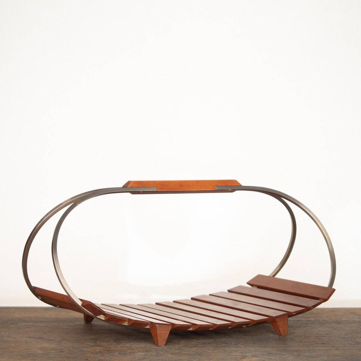 Wega Mod. 1901 magazine rack by Ico Parisi for Stildomus