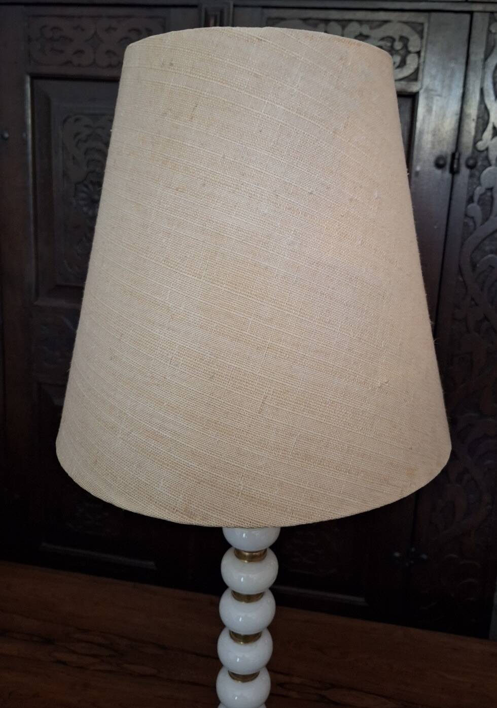Lampe de table italienne des années 70 avec des sphères empilées.