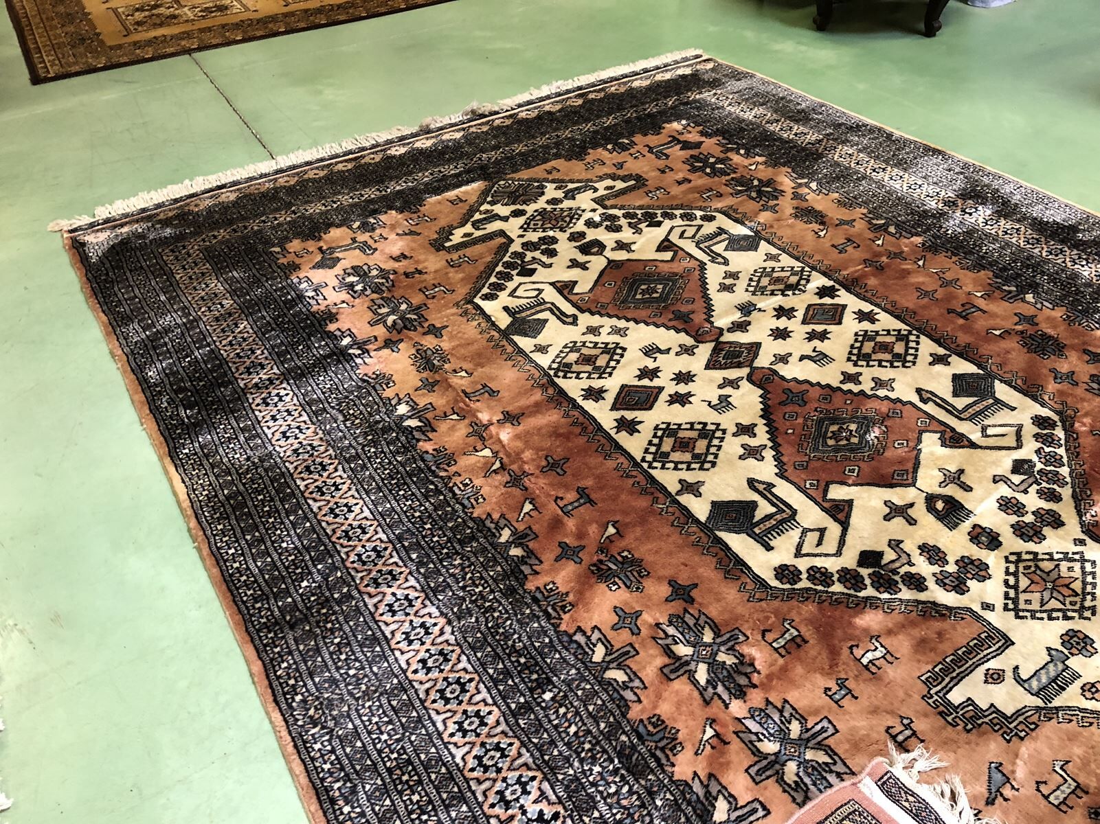 Large oriental rug in wool and silk hand made 310x227cm