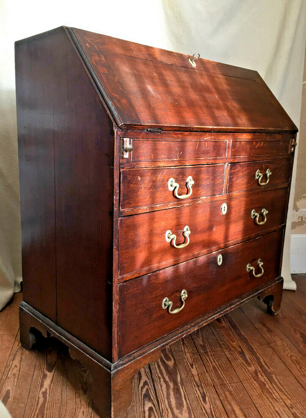 English oak scriban early 18th. Queen Anne Slope Office