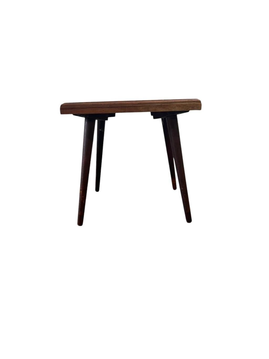 Table d'appoint vintage en bois avec plateau en céramique/carrelage