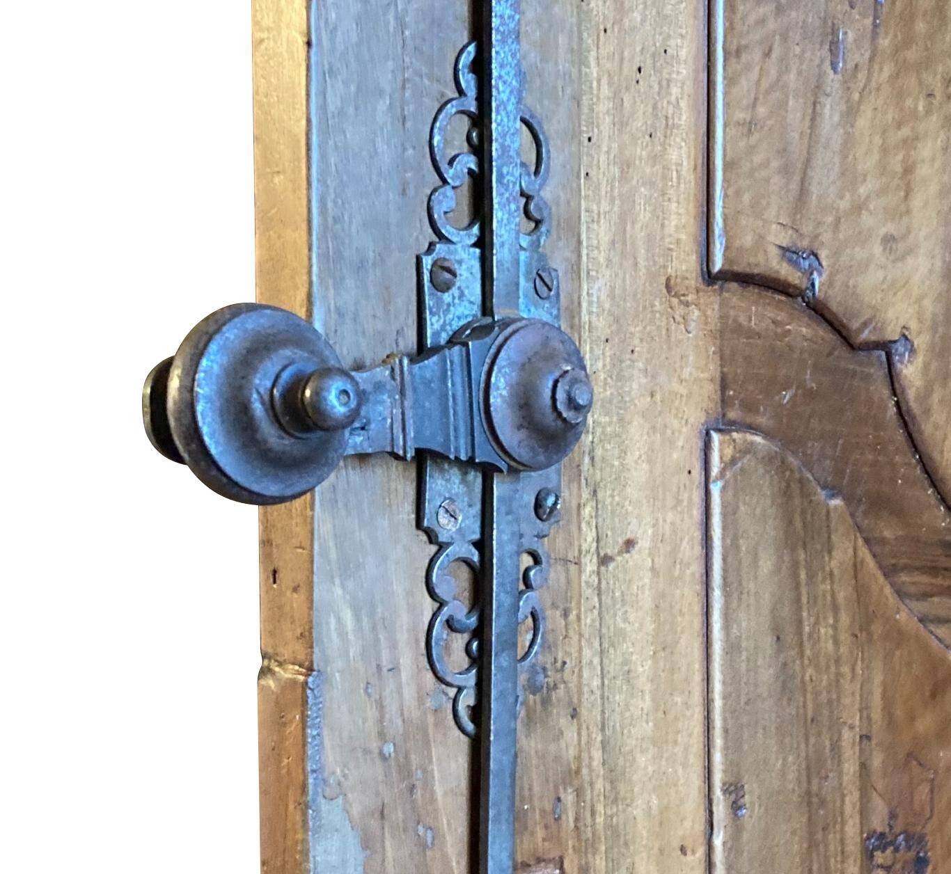 Versailles wardrobe in walnut, 18th century