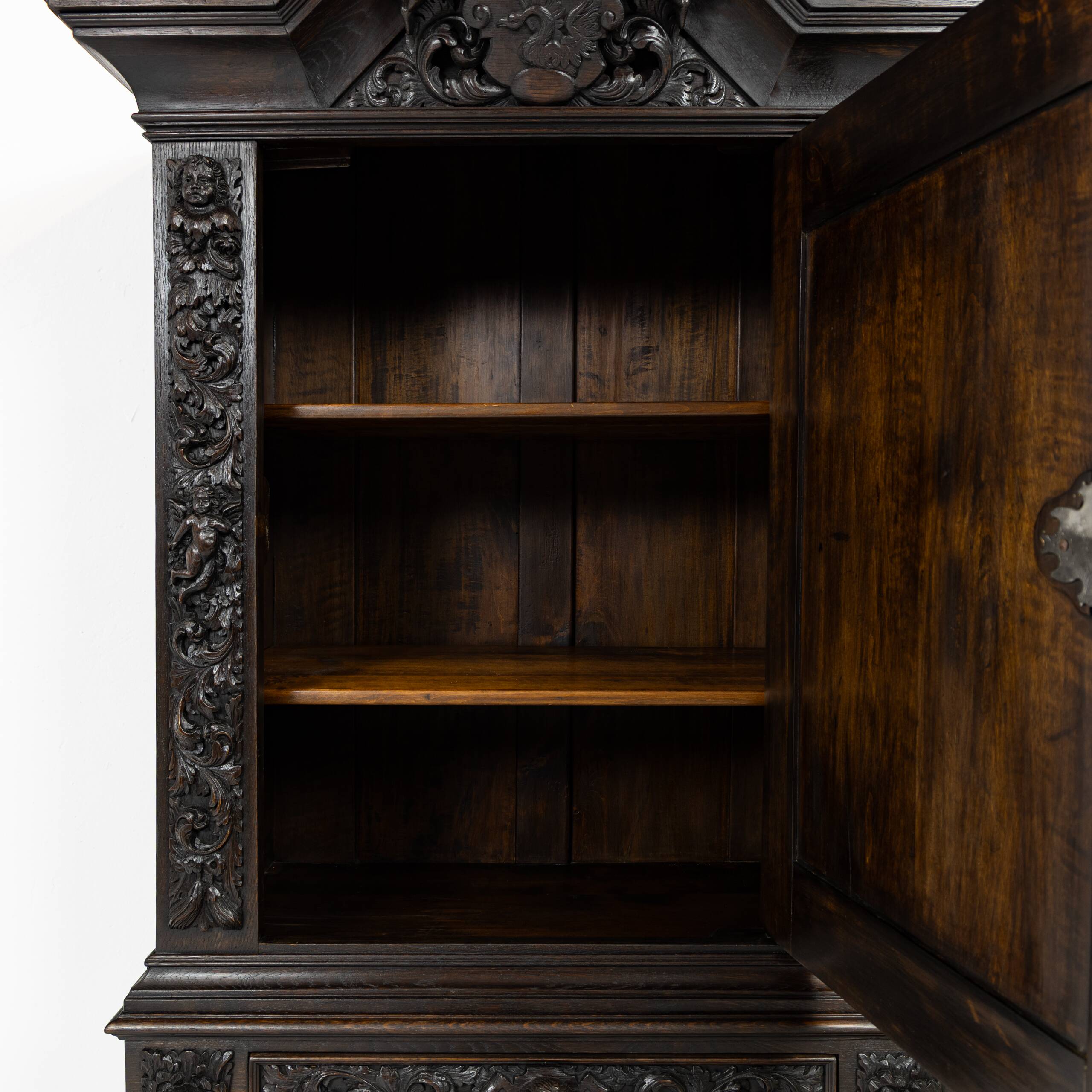 Neo-baroque cabinet from Gdansk in oak - around 1870-1880