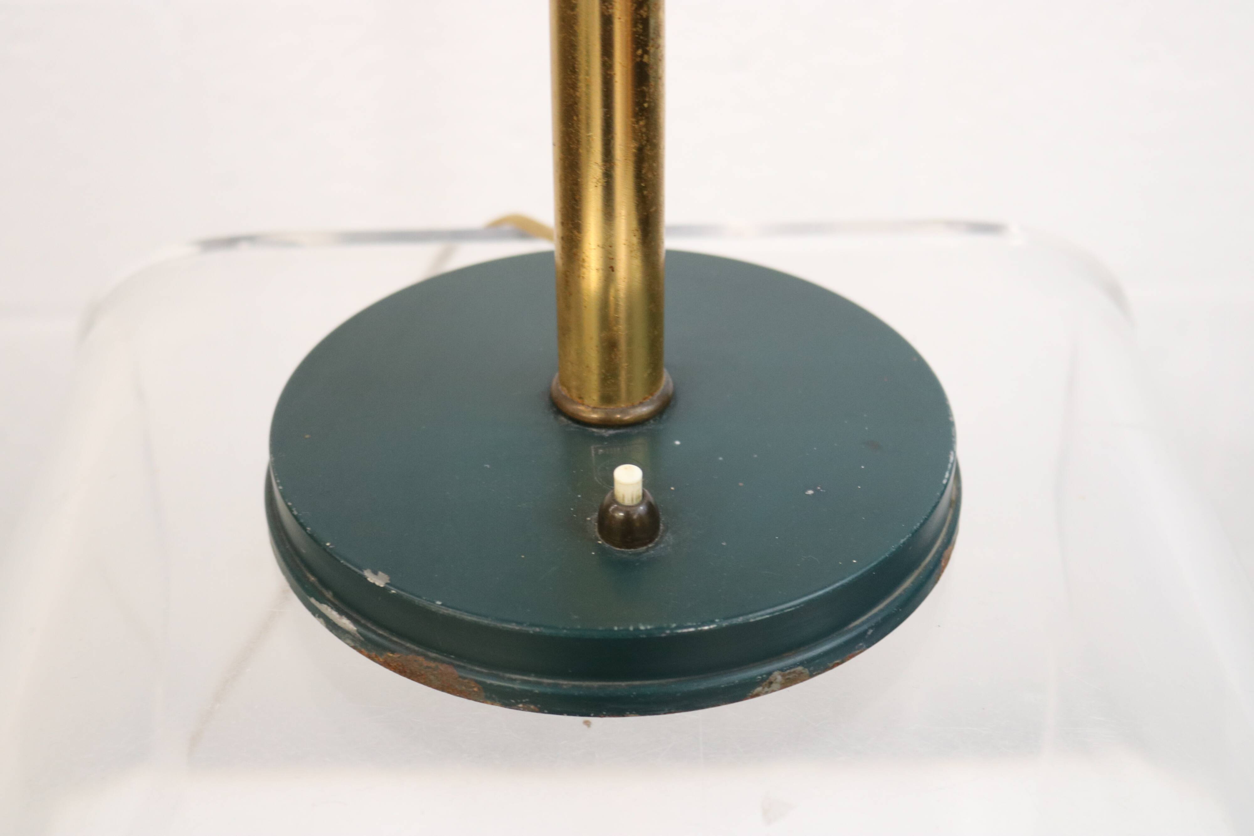 Midcentury Louis Kalff desk lamp *** Model Timor 69 dark green *** Philips
