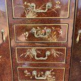 Venetian chest of drawers