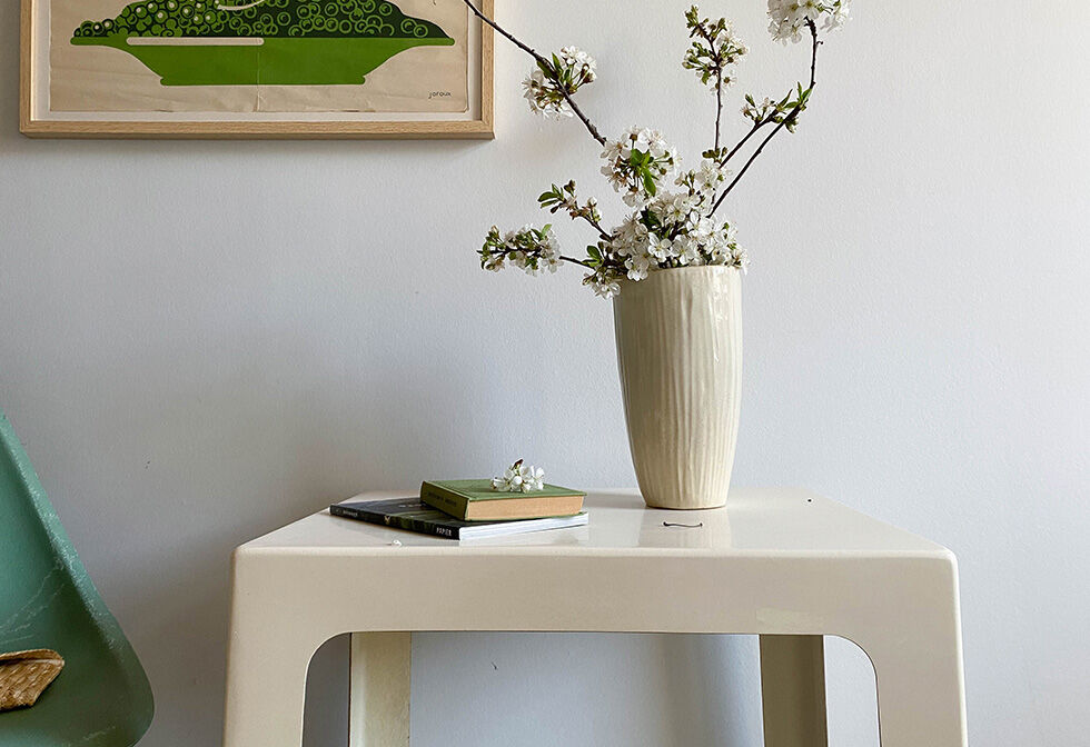 70' fiberglass side table