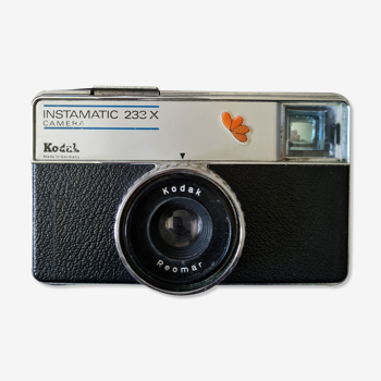 Kodak Instamatic 233x