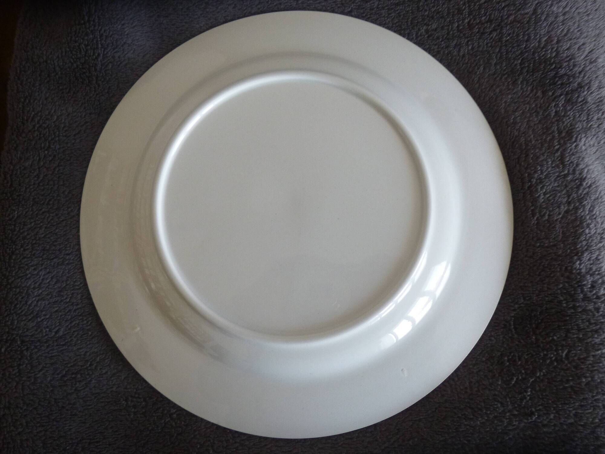 4 assiettes publicitaires Yoplait- Les 3 mousquetaires