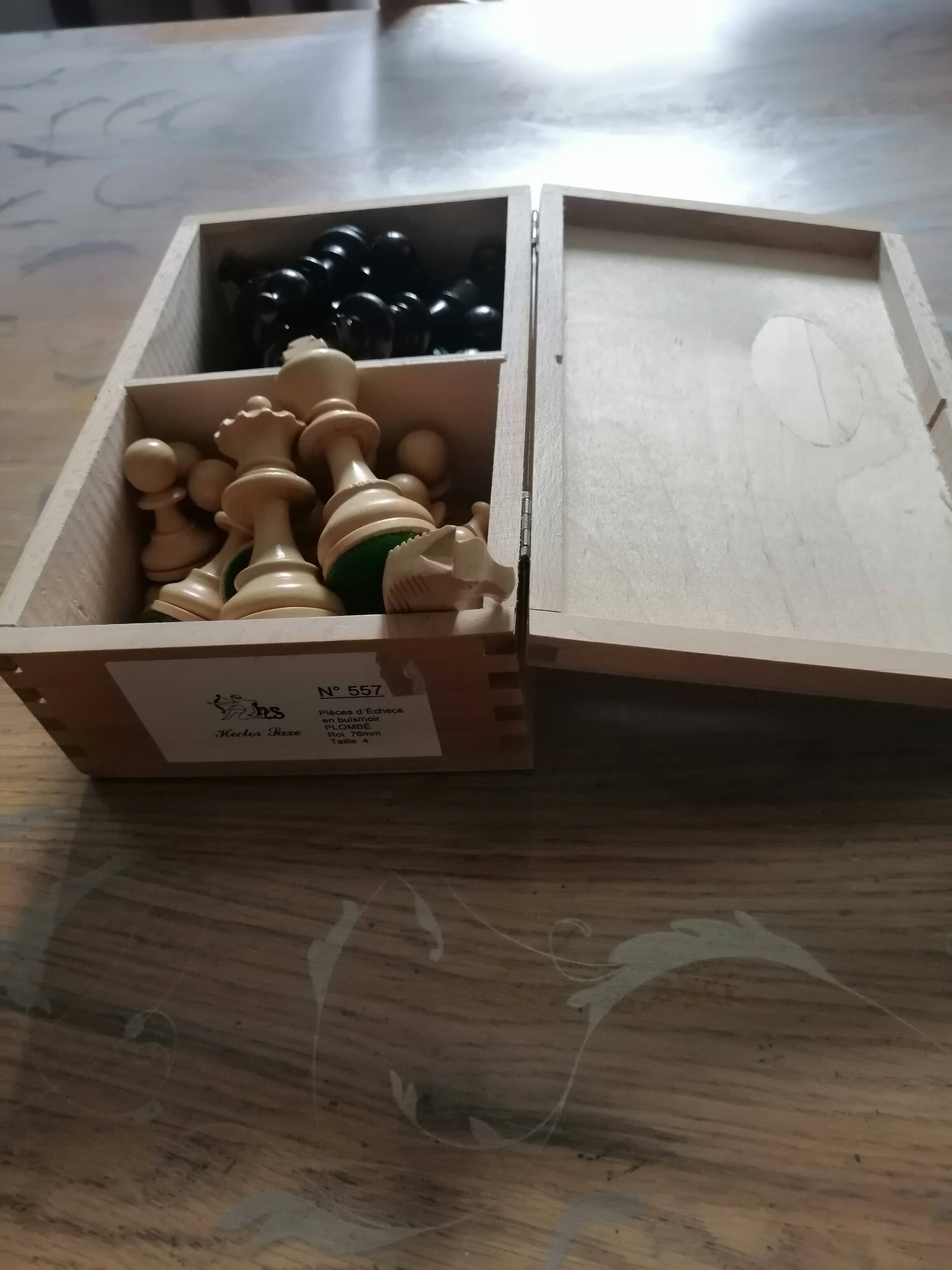 chess pawn box