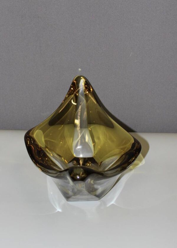 Coupe en cristal jaune et clair vers 1960