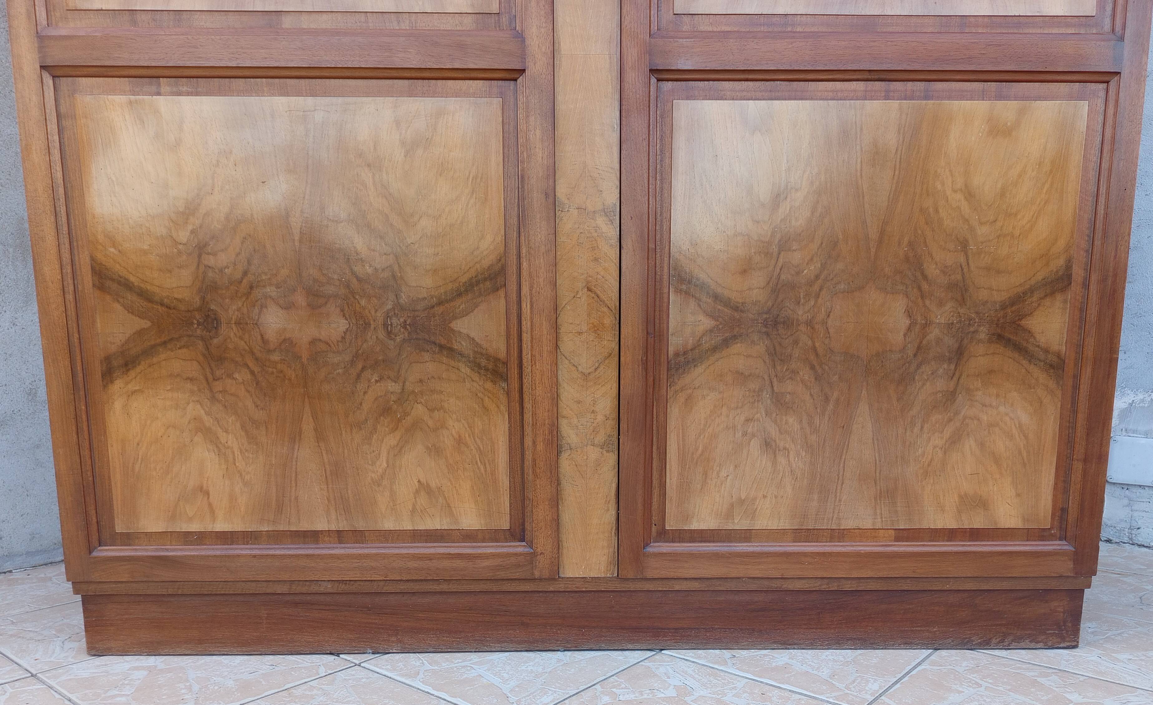 Art Deco Wardrobe in Walnut and Burl Walnut