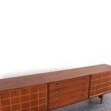 Buffet en teck du milieu du siècle par Rolf Rastad et Adolf Relling pour Gustav Bahus