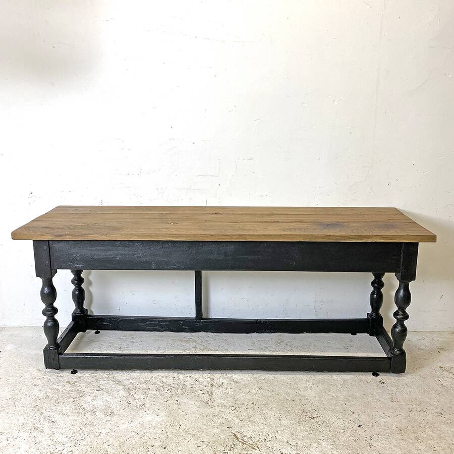 Early 20th century draper's table