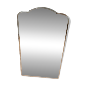 Crown mirror