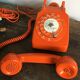 Téléphone à cadran vintage s63 orange