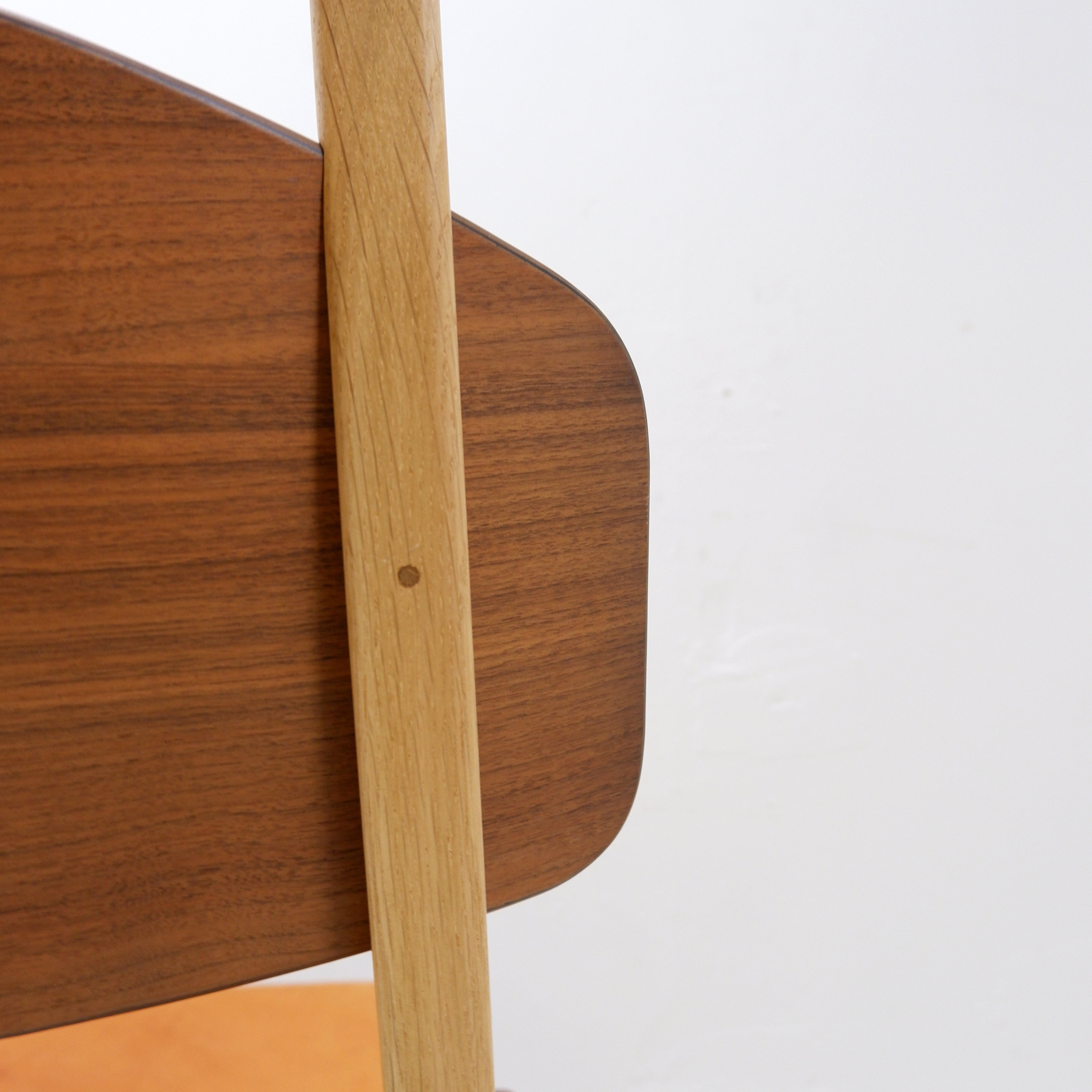 Vintage Scandinavian-style lounge chair in wood and leather