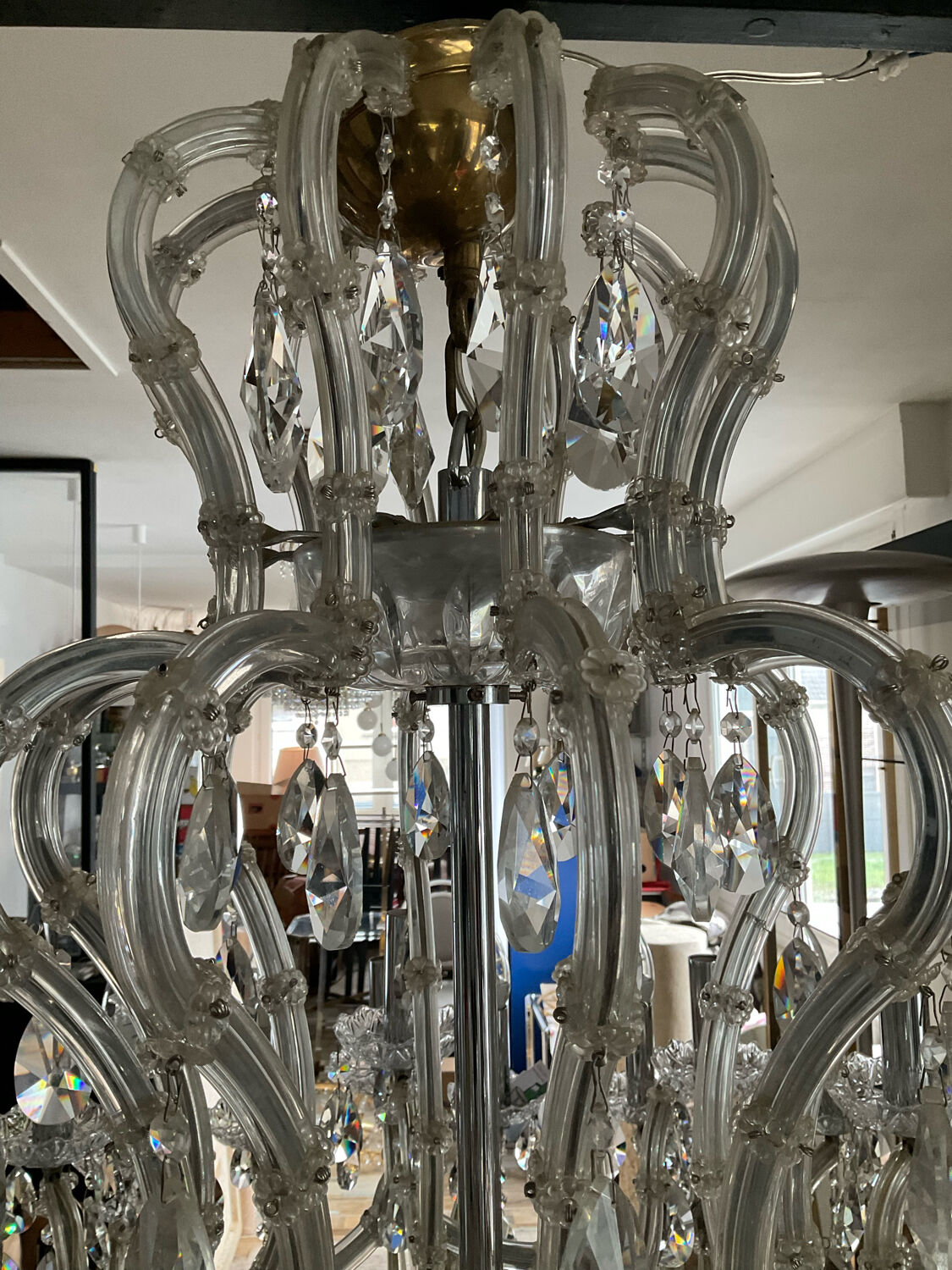 Chandelier 35 Murano glass lamps and crystal tassels D120cm