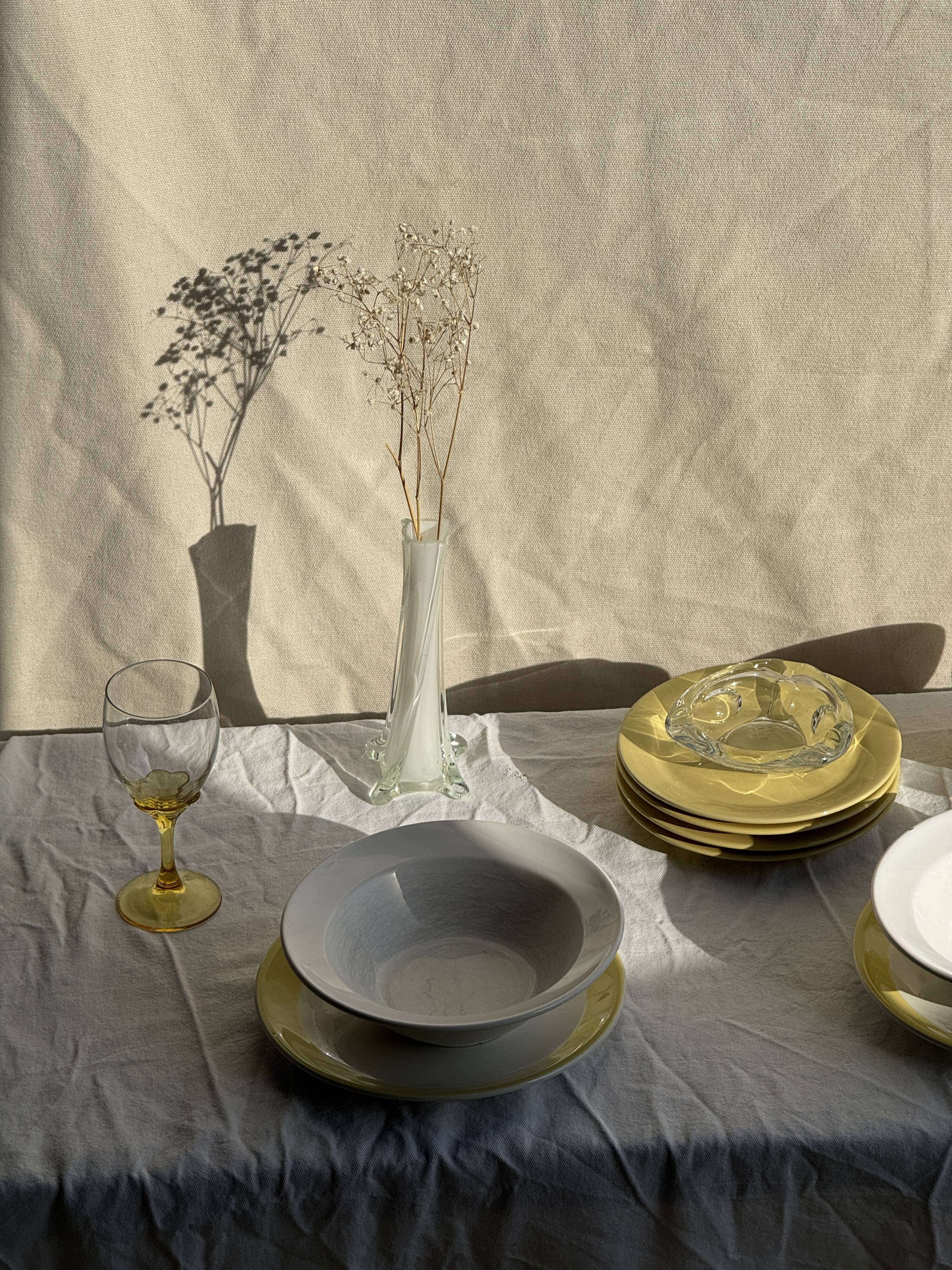 Set of 6 modern yellow dessert plates D19