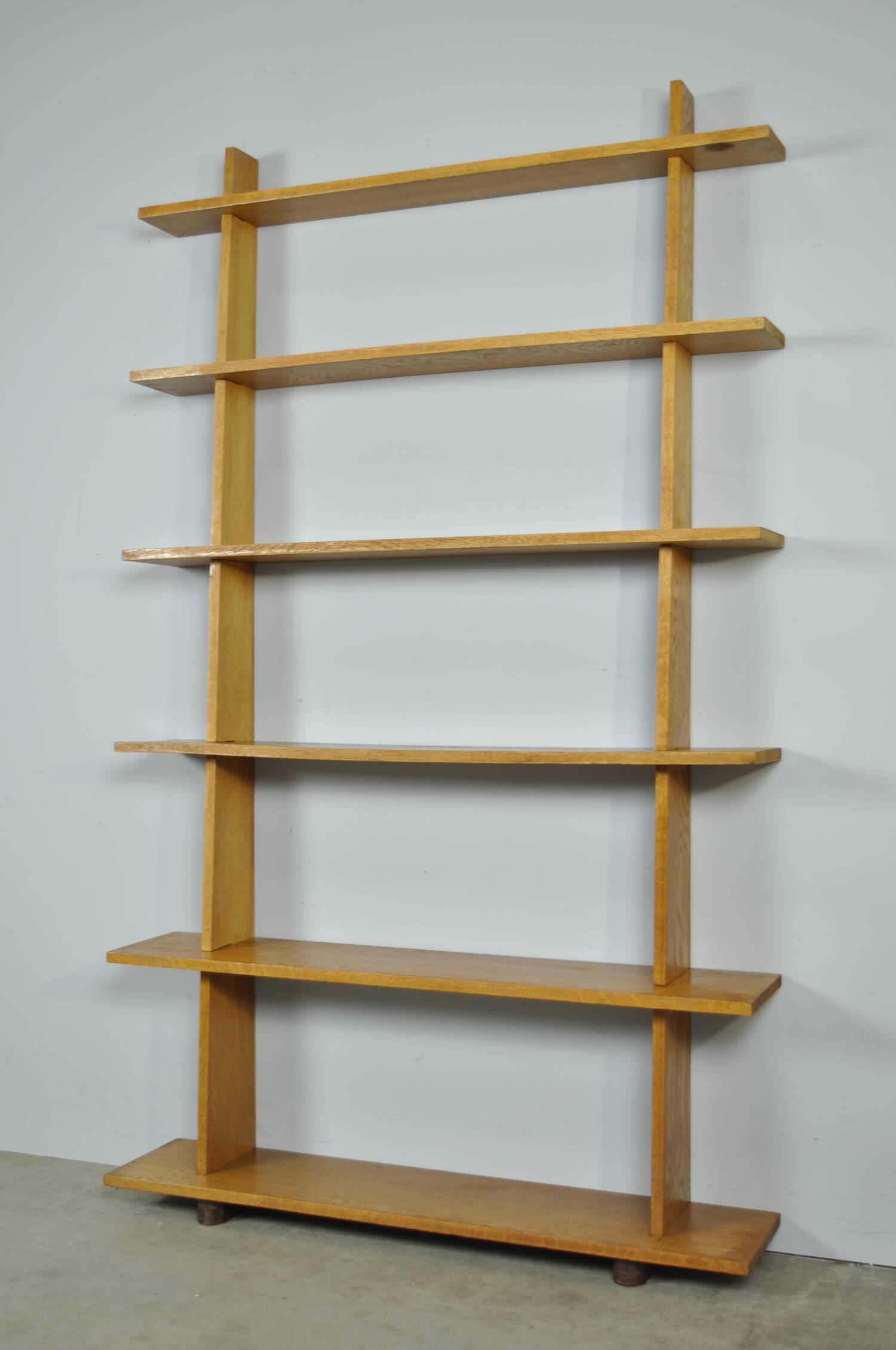 Handcrafted oak bookcase, 1970s